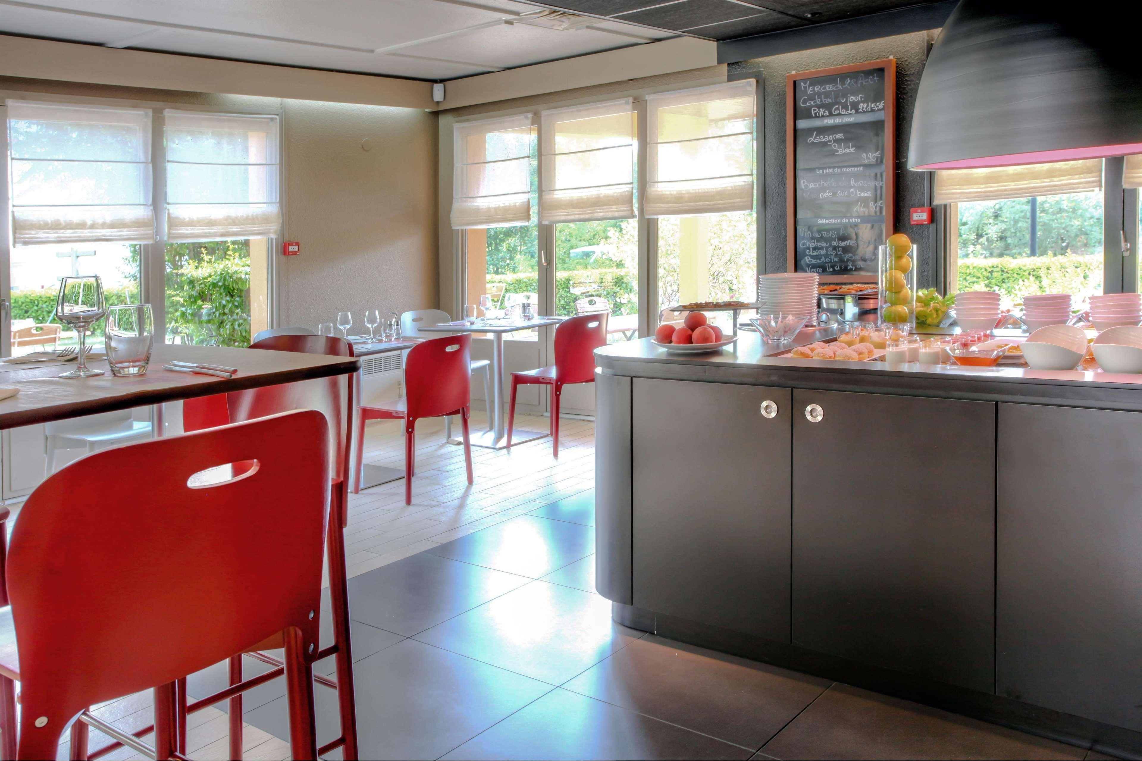 Campanile Rodez Hotell Eksteriør bilde