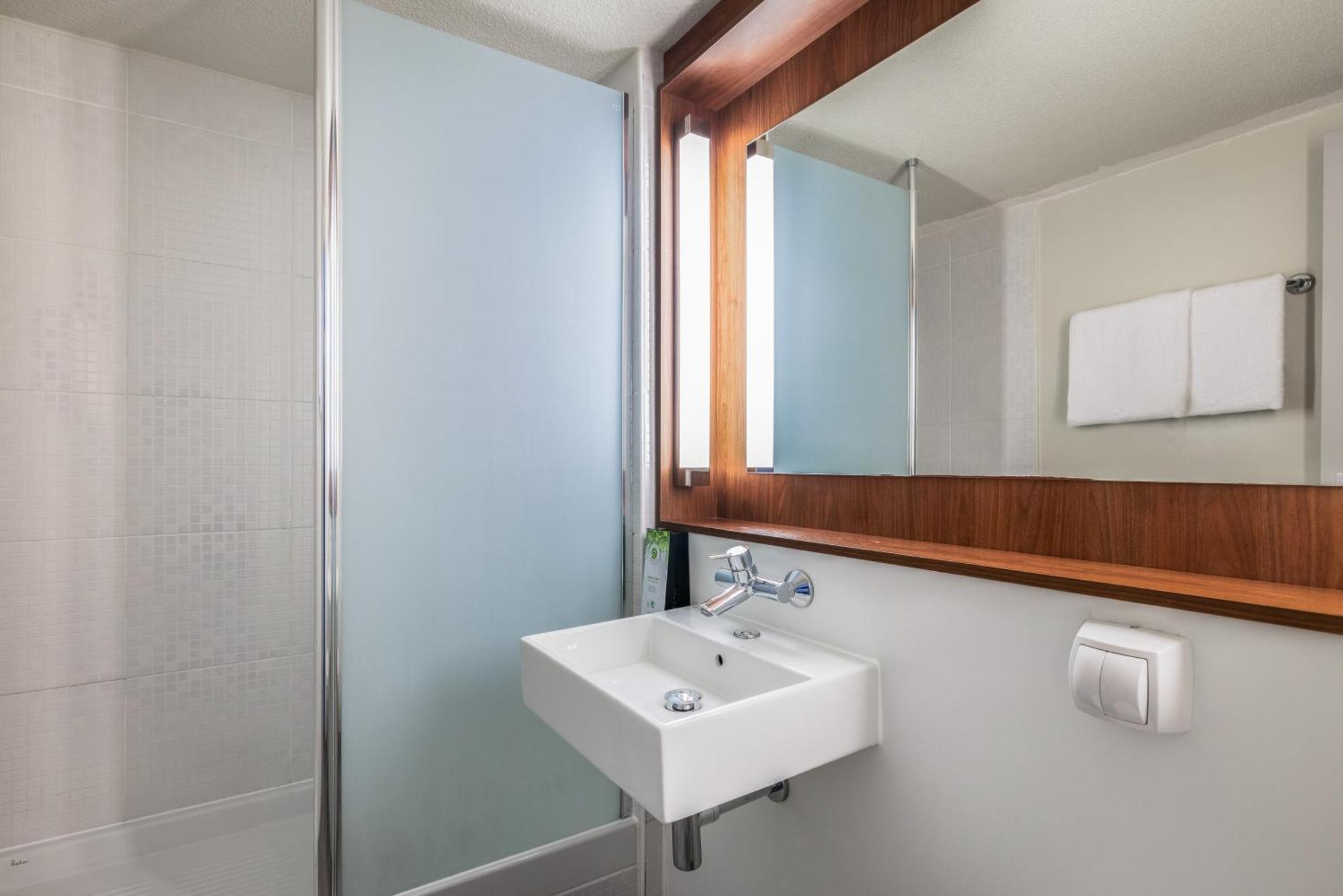 Campanile Rodez Hotell Eksteriør bilde